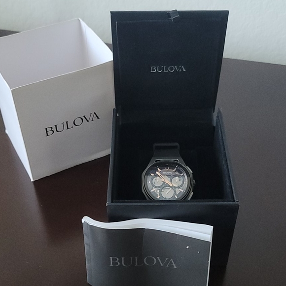 Bulova Watch - Picture 14 of 15
